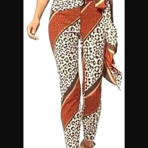 0102 New York and Company 7th avenue Animal Print Pant size 0